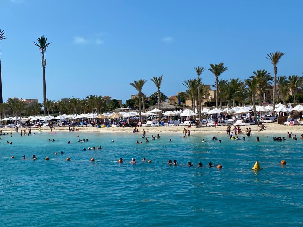 Porto Marina Resort Chalets Families Only 엘 알라메인 외부 사진